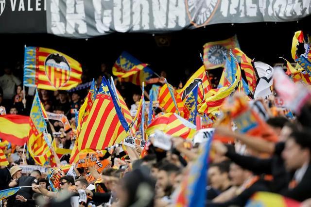 pg电子-马卡：西甲批准巴萨更换主场，瓦伦球迷协会称其严重轻视客队球迷