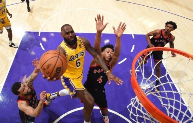 pg电子游戏-末节努力追分展现血性 湖人完全可以更体面的死去